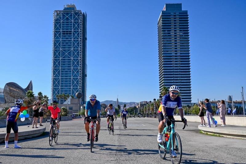 【XM Group】：XM“骑”迹横扫法西两国，跨国慈善直接封神！(图2)